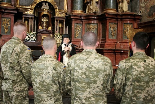 Єпископ - капелан поблагословив учасників 57-го Міжнародного військового паломництва.(ФОТО,ВІДЕО) Єпископ - капелан поблагословив учасників 57-го Міжнародного військового паломництва.(ФОТО,ВІДЕО)
